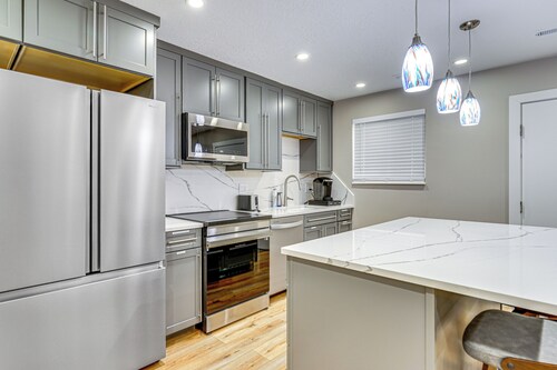 Hike & Ski: Condo 8 Mi to Dtwn Salt Lake City!