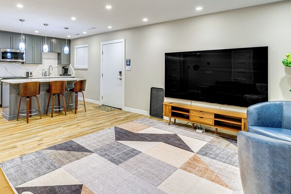 Apartment (1 Bedroom) | Interior