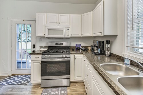 Spacious Family Home w/ Yard in Dtwn Hampton!