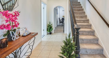 Spacious Family Home w/ Yard in Dtwn Hampton!