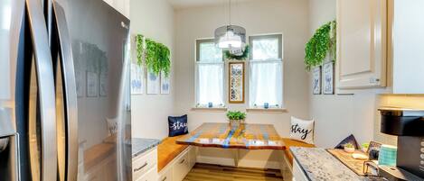 Rumah (4 Bedrooms) | Interior