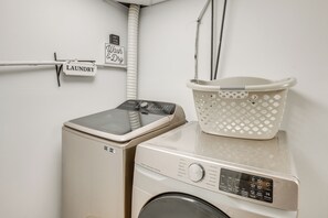 Apartment (4 Bedrooms) | Interior - Getaway w/ Home Gym & Theater Room in Hoover Area (Birmingham)