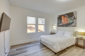 House (3 Bedrooms) | Interior - 17 Mi to Birmingham: Renovated Home w/ Deck (Bessemer)