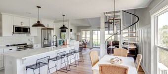 Waterfront Fripp Island Escape w/ Stunning Sunsets
