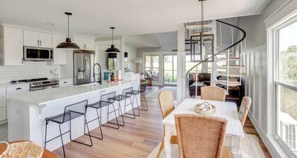 Waterfront Fripp Island Escape w/ Stunning Sunsets