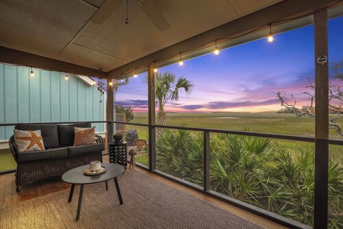 Waterfront Fripp Island Escape w/ Stunning Sunsets