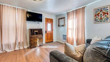 Rumah (2 Bedrooms) | Interior