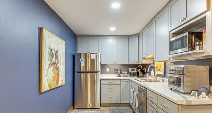Ski-in/ski-out Condo in Upson - Walk to Lake