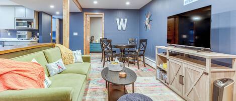 Apartment (2 Bedrooms) | Front of property