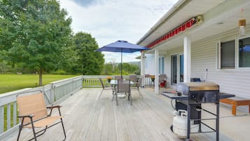 House (3 Bedrooms) | Front of property