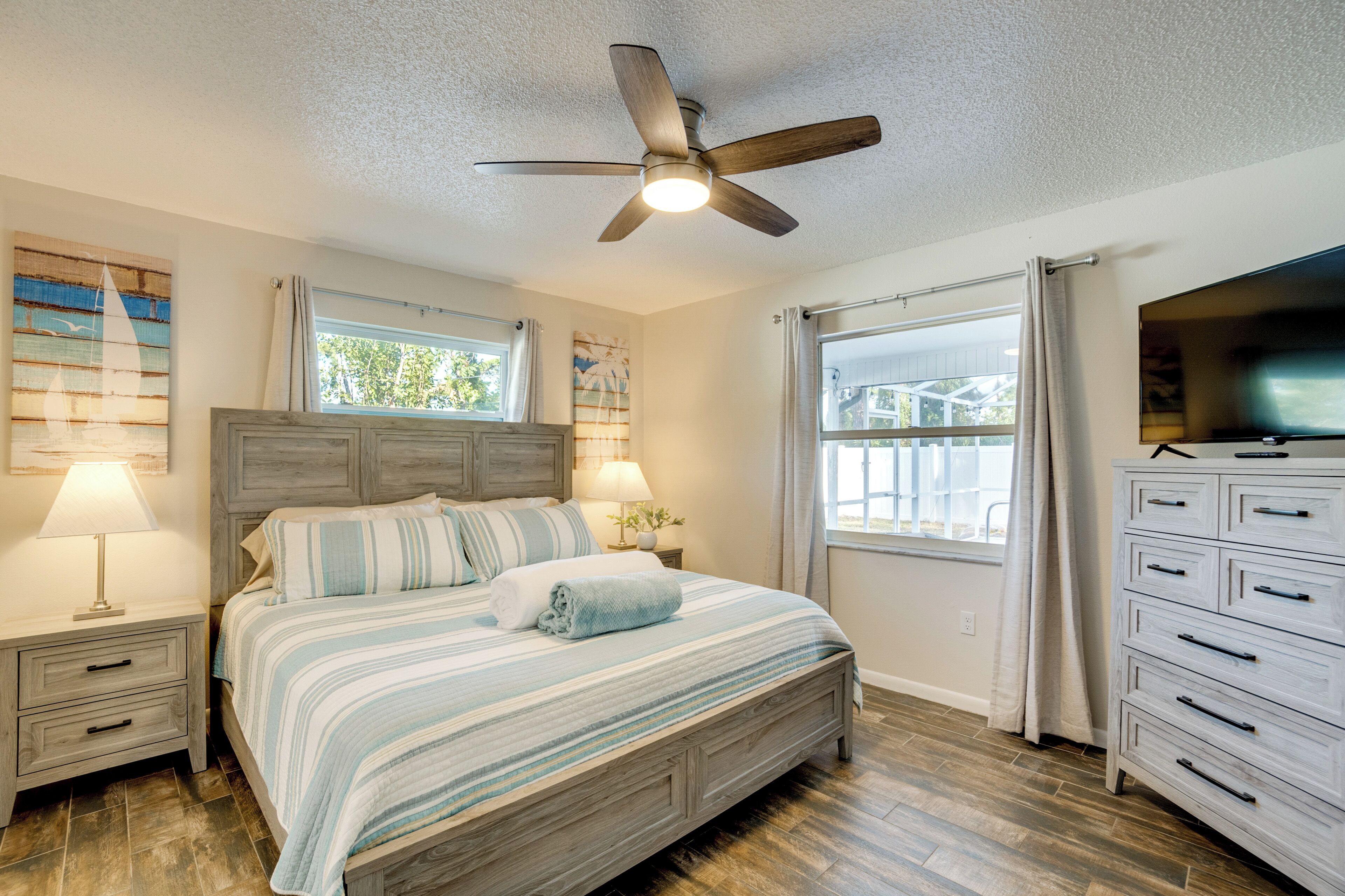 House (2 Bedrooms) | Interior