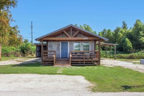 Interior - Private Dock: Des Allemands Cabin on the Bayou! (Des Allemands)
