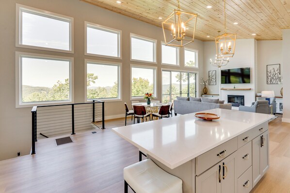 House (4 Bedrooms) | Interior - Mtn-view Decks & Fire Pit: Quiet Brasstown Escape (Brasstown)