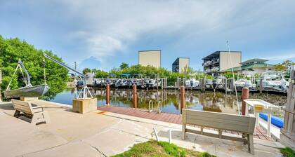 'the Waterfront Cottage' w/ Dock in Goodland!