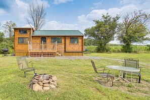 House (2 Bedrooms) | Front of property