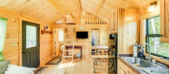 5 Mi to Susquehanna Boating! Secluded Log Cabin