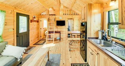 5 Mi to Susquehanna Boating! Secluded Log Cabin