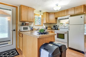 House (2 Bedrooms) | Interior