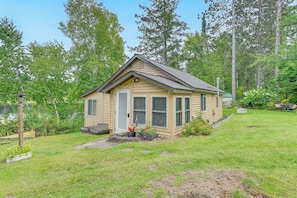 House (2 Bedrooms) | Front of property