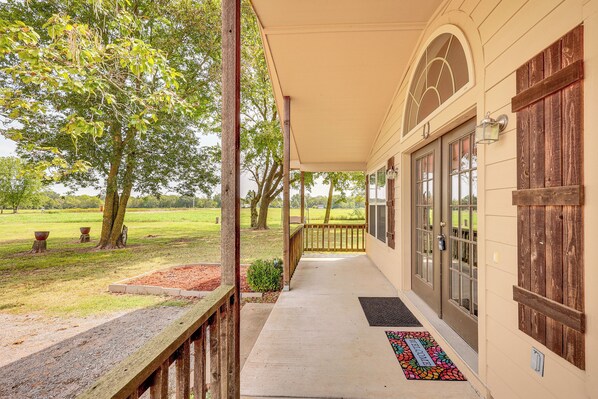 House (3 Bedrooms) | Interior - 3 Mi to Arkansas River: Rural Family Home w/ Yard (Spiro)