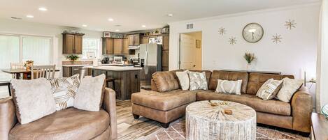 Casa (3 Bedrooms) | Vista frontal de la propiedad