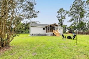 House (3 Bedrooms) | Interior - Screened Porch: Family-friendly St Stephen Retreat (St. Stephen)