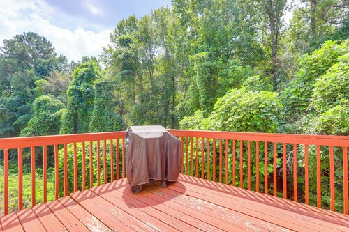 Pet-friendly Home w/ Pool Access in Snellville!