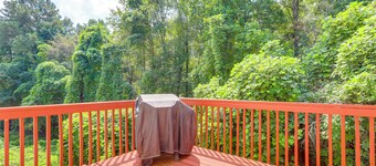 Pet-friendly Home w/ Pool Access in Snellville!