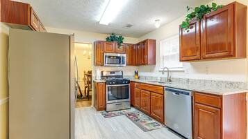 Rumah (4 Bedrooms) | Interior