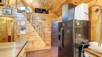 House (1 Bedroom) | Interior
