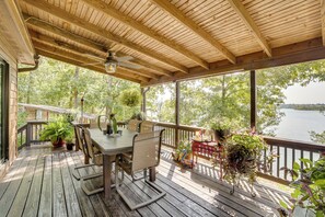 House (3 Bedrooms) | Front of property - Boat Lift & Deck: Lakefront Retreat in Shell Knob (Shell Knob)