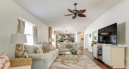 Private Pool & Golf Cart! Villa By Spanish Springs