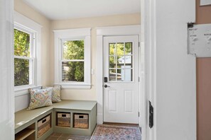 Interior - Double Game Rooms! - 4BR Only 7 Min to Ark (Williamstown)