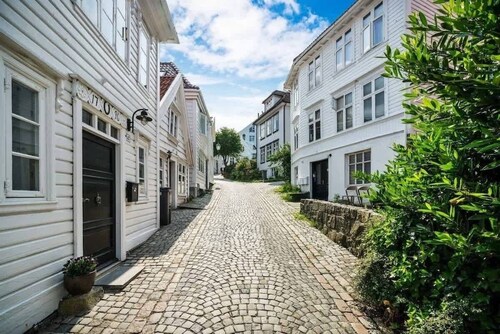 Renovated retreat in beautiful area near Bryggen