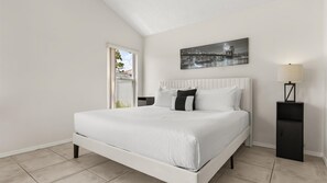 3 Schlafzimmer, Schreibtisch, Bügeleisen/Bügelbrett, WLAN