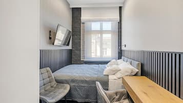 In-room safe, blackout curtains, free WiFi