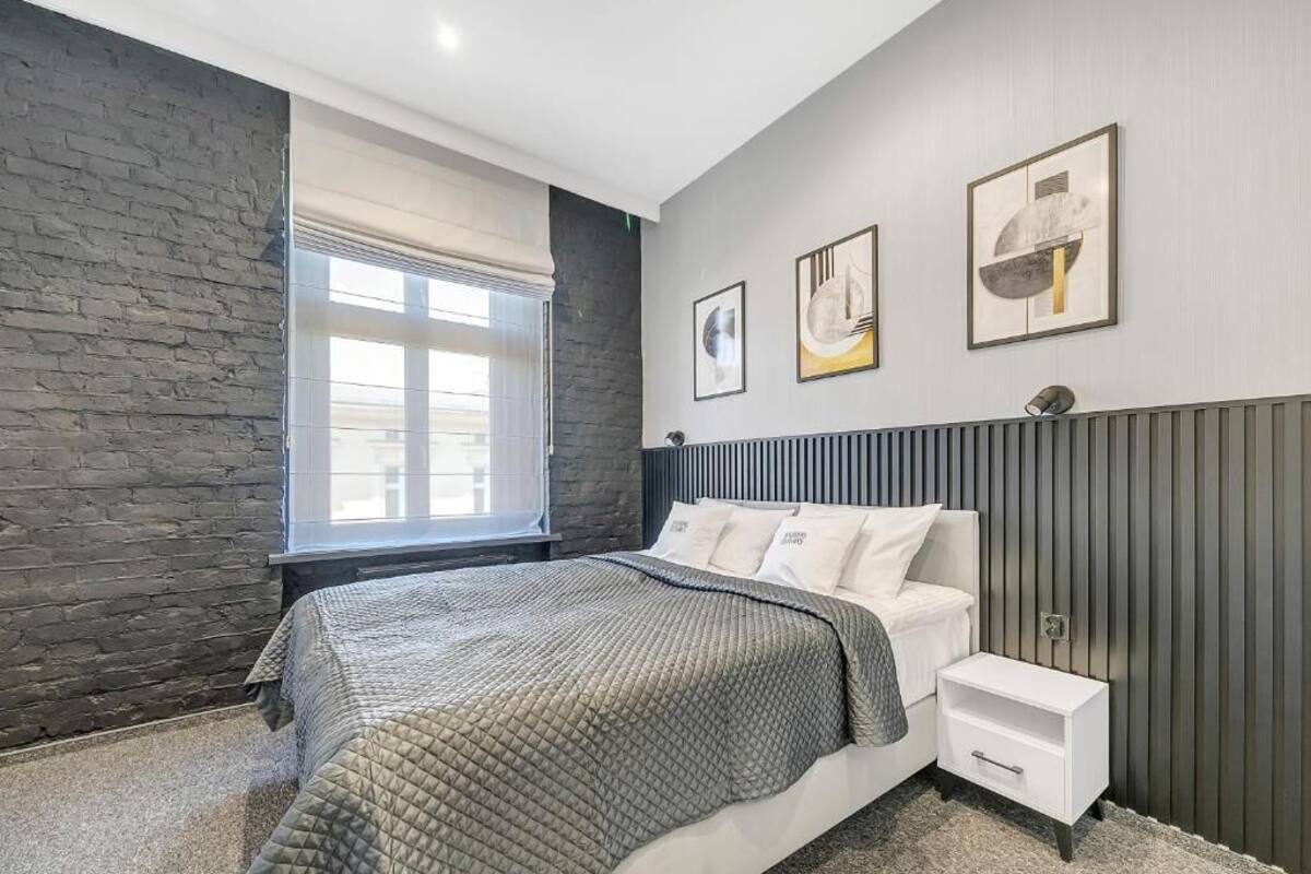Double Room, City View | In-room safe, blackout drapes, free WiFi