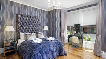 Iron/ironing board, free WiFi