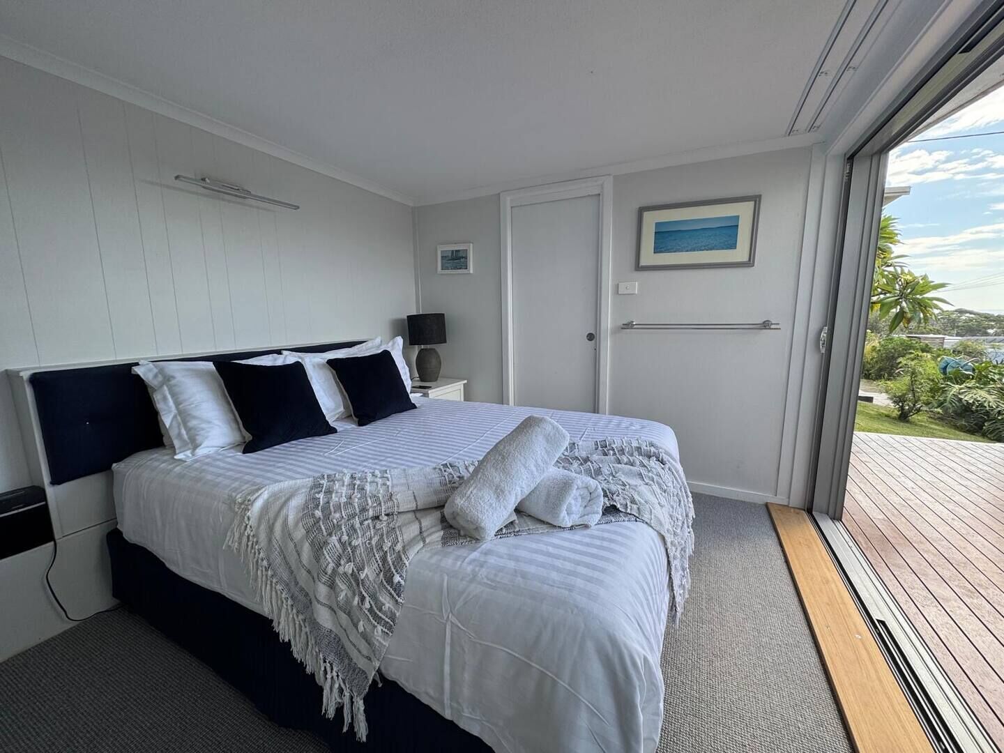 4 habitaciones, tabla de planchar con plancha, wifi y ropa de cama 