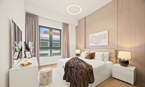 Standaard appartement, uitzicht op zee | Een kluis op de kamer, verduisterende gordijnen, geluiddichte muren