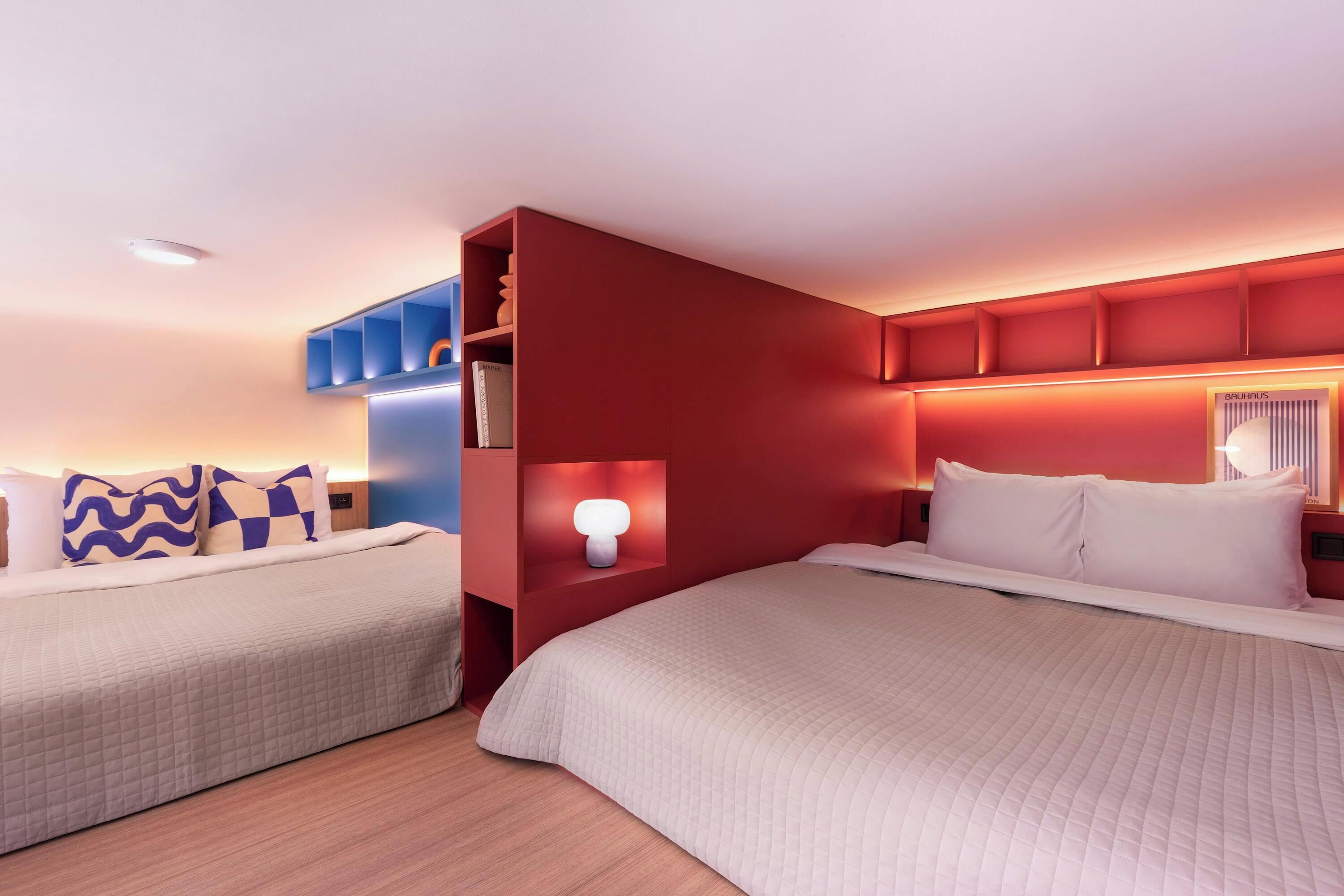 10 chambres, fer et planche à repasser, Wi-Fi, draps fournis