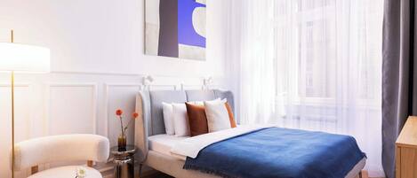 2 bedrooms, iron/ironing board, travel cot, WiFi