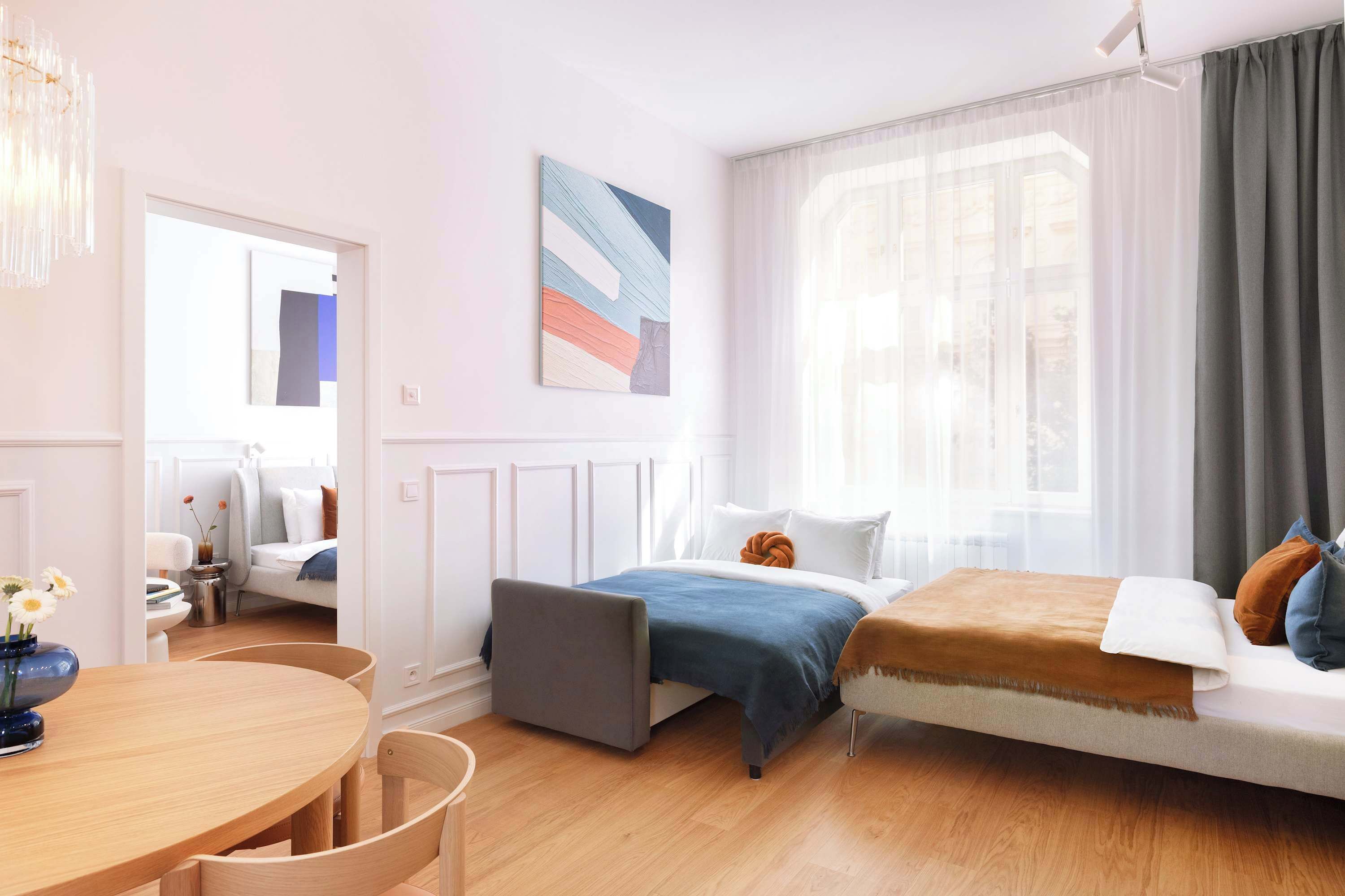 2 habitaciones, tabla de planchar con plancha, cuna de viaje y wifi 