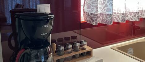 独立别墅, 花园景观 | 私人厨房 | 意式浓缩咖啡机、茶具/咖啡用具、电热水壶、烤面包机