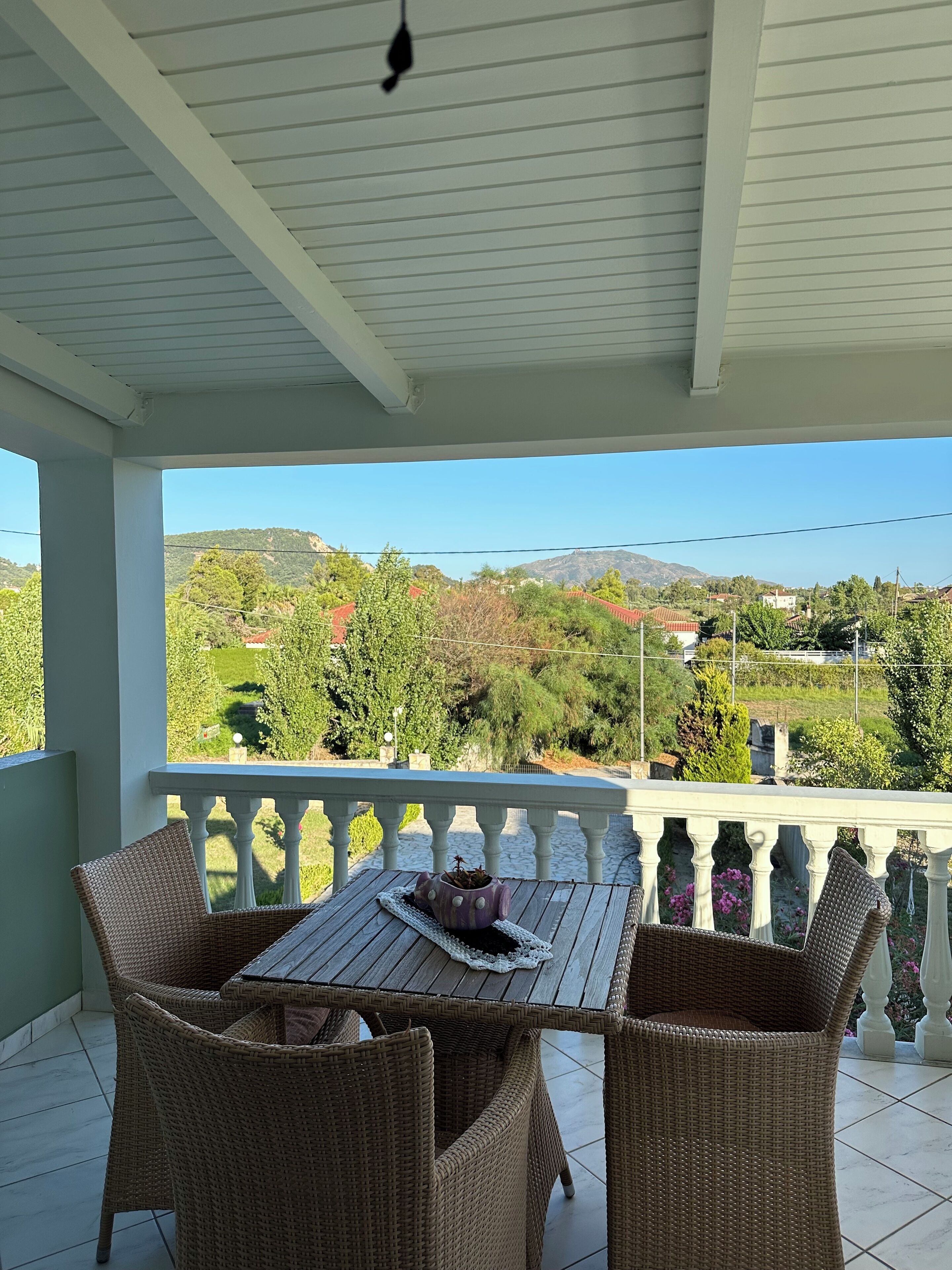 Ferienhaus, Gartenblick | Balkon