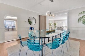 Villa, Multiple Bedrooms | Dining - Villa Valentino Luxury 8br Villa With Heated Pool 8 Bedroom Villa (Palm Harbor)