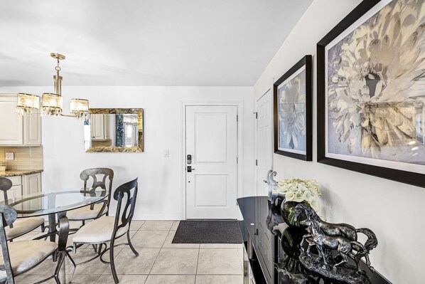 Apartment, 2 Schlafzimmer | Speisen