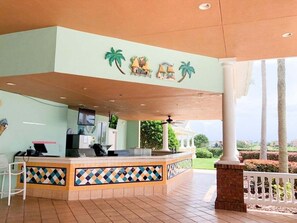 Villa, 6 Bedrooms | Lobby