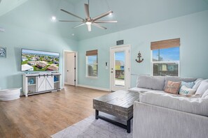 House, 3 Bedrooms | Living area | Smart TV, streaming services - Sea Glass Retreat 3 Bedroom Home (Port Bolivar)