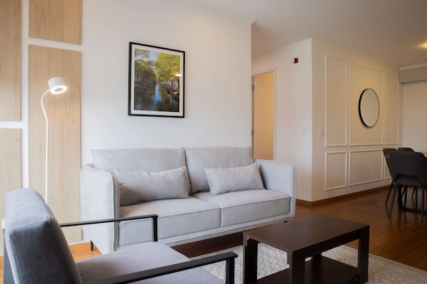 2 habitaciones y acceso a internet